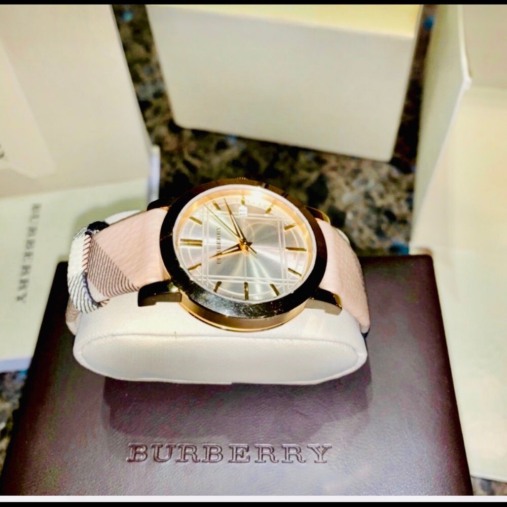 Beautiful Burberry Watch!